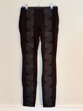 Body By Victoria's Secret Leggings Pants Black Size 0 Geometric Bandage Style